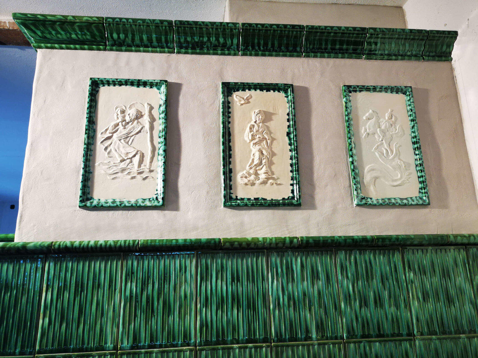 Kacheln von Biros Keramik